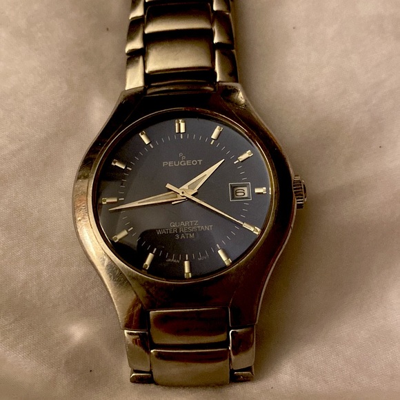 Mens Peugeot Watch Stainless steel with beautiful blue face. Nice looking!Silver - Picture 6 of 7